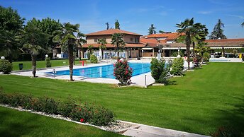 Best Western Plus Hotel Modena Resort