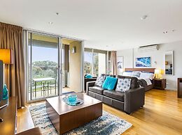 Beachfront Resort Torquay