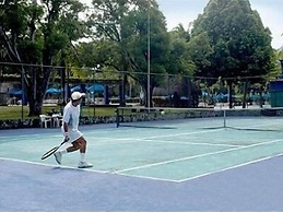 Hotel Guadaira Resort