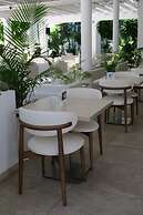 Anonymous Beach Hotel - Adults Only