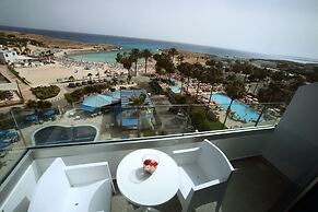Anonymous Beach Hotel - Adults Only