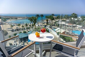 Anonymous Beach Hotel - Adults Only