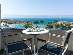 Anonymous Beach Hotel - Adults Only