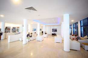 Anonymous Beach Hotel - Adults Only