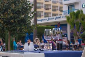 Anonymous Beach Hotel - Adults Only