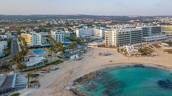 Anonymous Beach Hotel - Adults Only