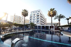 Anonymous Beach Hotel - Adults Only