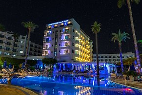 Anonymous Beach Hotel - Adults Only