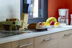 Aeolis Apartments & Studios