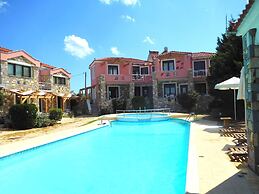 Aeolis Apartments & Studios