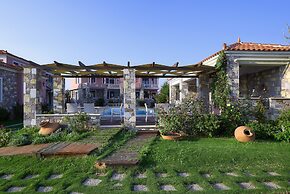 Aeolis Apartments & Studios