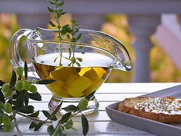 Aeolis Apartments & Studios