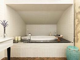 Only YOU Boutique Hotel