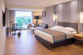 Blue Sky Hotel