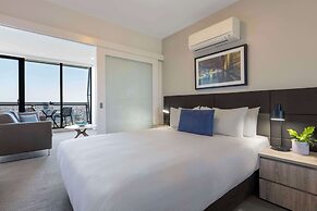 Oaks Melbourne on William Suites