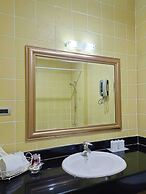 La Vie En Rose Hotel