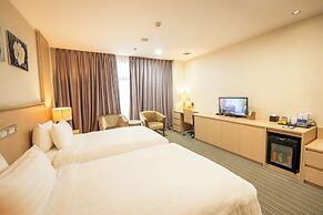 Super Candle Hotel