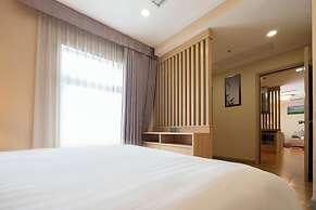 Super Candle Hotel