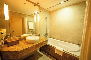 Super Candle Hotel