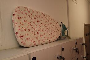 B my guesthouse - Hostel