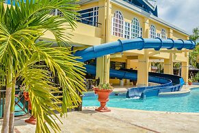 Jewel Paradise Cove Adult Beach Resort & Spa – All Inclusive
