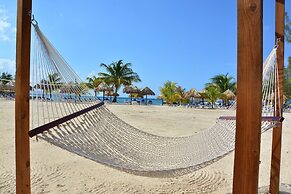 Jewel Paradise Cove Adult Beach Resort & Spa – All Inclusive