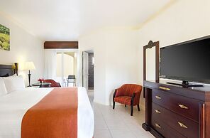 Jewel Paradise Cove Adult Beach Resort & Spa – All Inclusive