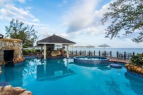 Jewel Paradise Cove Adult Beach Resort & Spa – All Inclusive