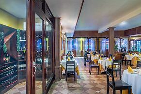 Jewel Paradise Cove Adult Beach Resort & Spa – All Inclusive