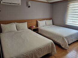 Angel Hotel