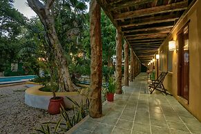 Koox City Garden Hotel