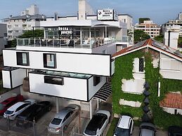 Bossa Jurerê Hotel