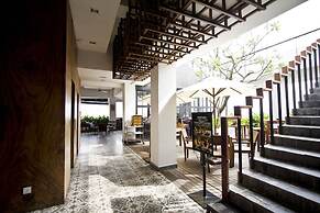 Patio Hotel & Urban Resort