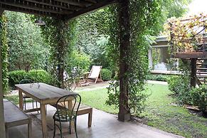 Casa Lila Bed & Breakfast