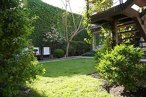 Casa Lila Bed & Breakfast