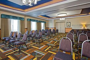 Holiday Inn Express Hotel & Suites Denver East-Peoria Street by IHG