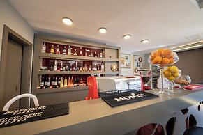 Phoenicia Comfort Hotel