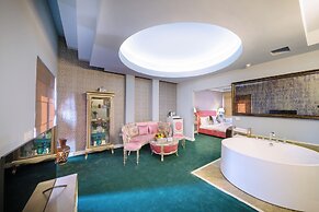 Phoenicia Comfort Hotel