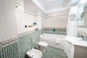 Phoenicia Comfort Hotel