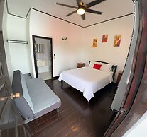 Serenade Hotel