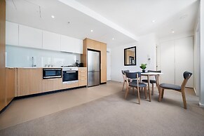 Astra Apartments - Docklands
