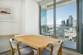 Astra Apartments - Docklands