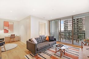 Astra Apartments - Docklands