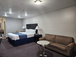 Atria Extended Stays By OYO, Jourdanton, TX