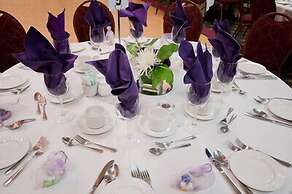 Canad Inns Destination Centre Garden City