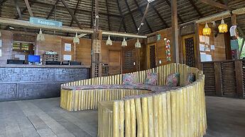 Hotel On Vacation Amazon