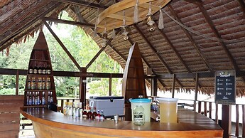 Hotel On Vacation Amazon