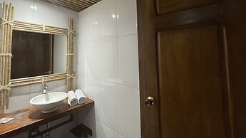 Hotel On Vacation Amazon