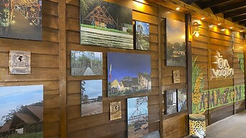 Hotel On Vacation Amazon