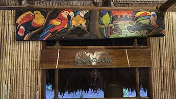 Hotel On Vacation Amazon